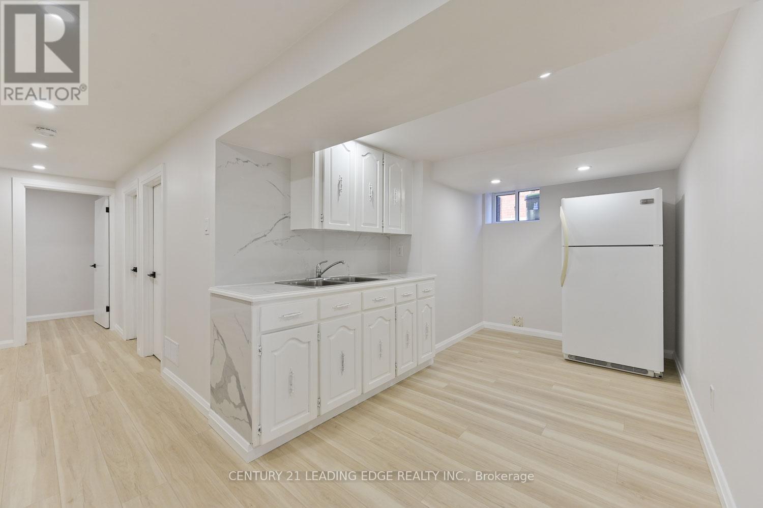 54 Bimbrok Road, Toronto, Ontario  M1K 4T9 - Photo 33 - E12153571