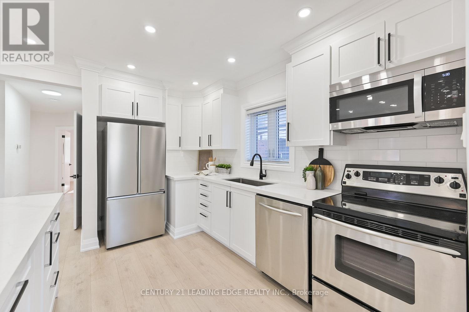 54 Bimbrok Road, Toronto, Ontario  M1K 4T9 - Photo 9 - E12153571