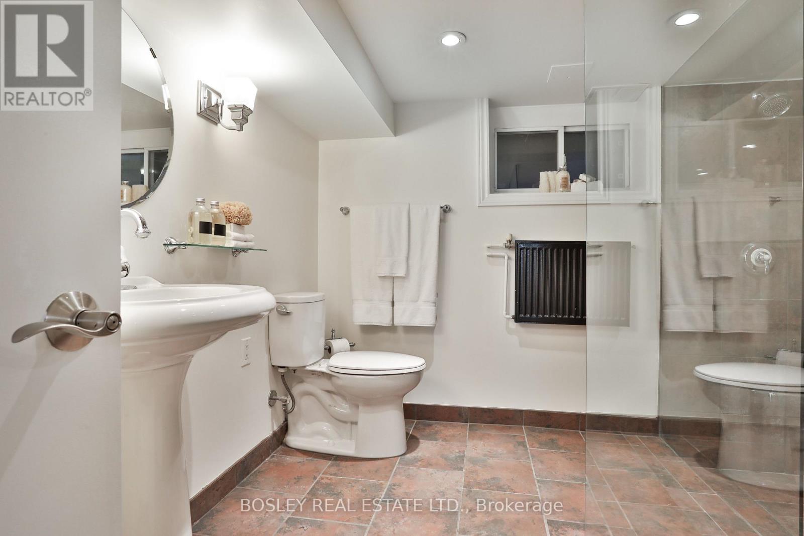 5 Coleridge Avenue, Toronto, Ontario  M4C 4H4 - Photo 41 - E12153595