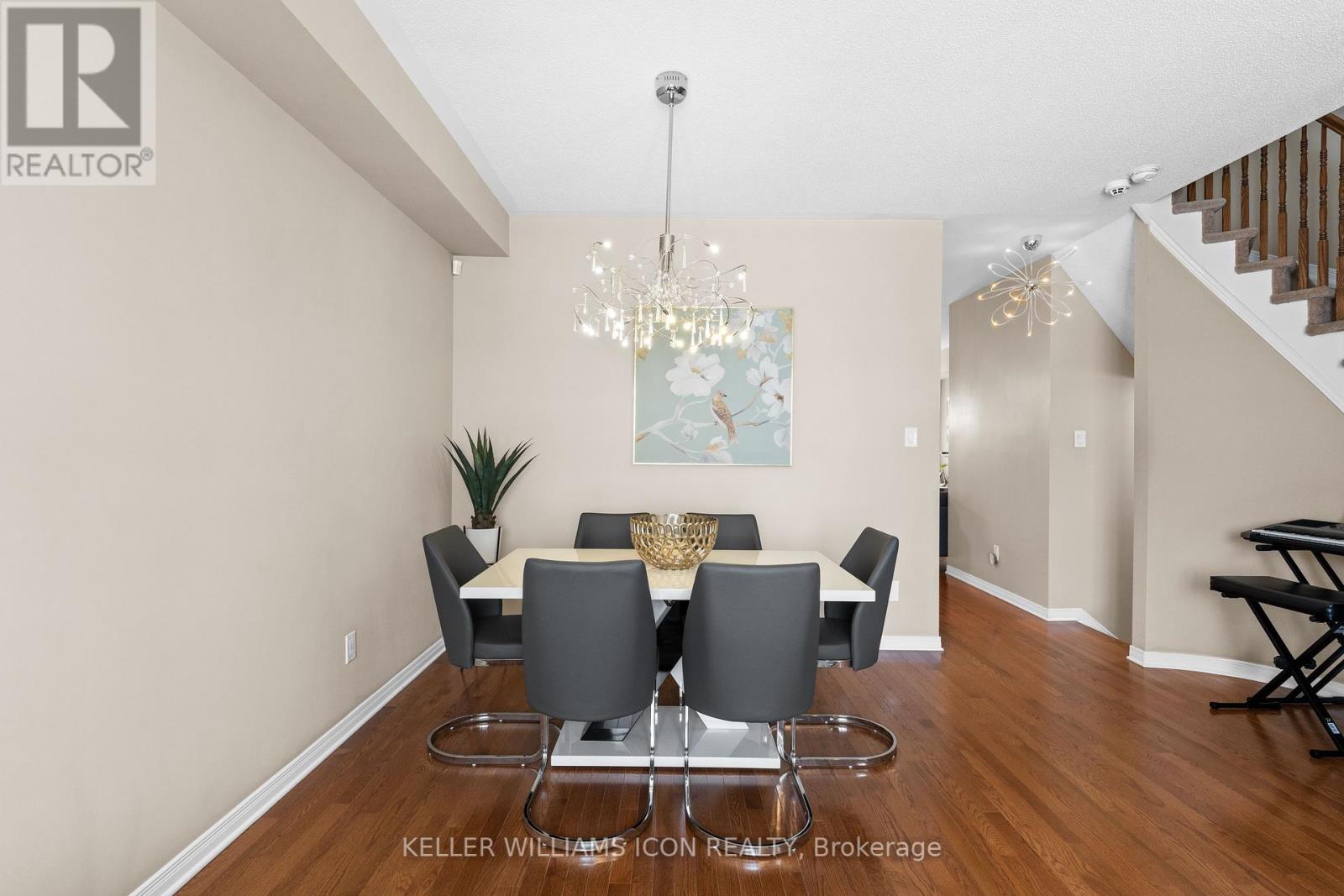 222 Longfields Drive, Ottawa, Ontario  K2J 5Y7 - Photo 6 - X12078285