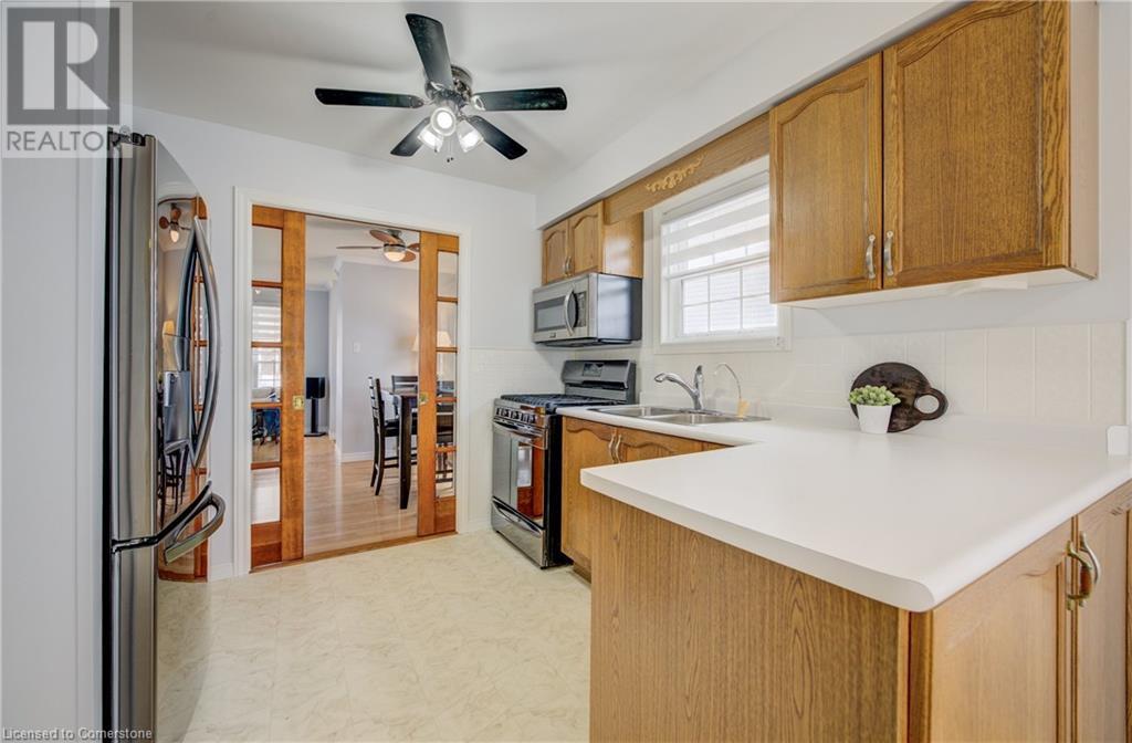 88 Milfoil Crescent, Kitchener, Ontario  N2E 3L3 - Photo 10 - 40707618