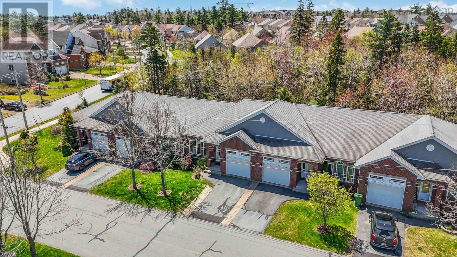 12 Kirkwood Court, Bedford, Nova Scotia  B4A 0A8 - Photo 4 - 202510942