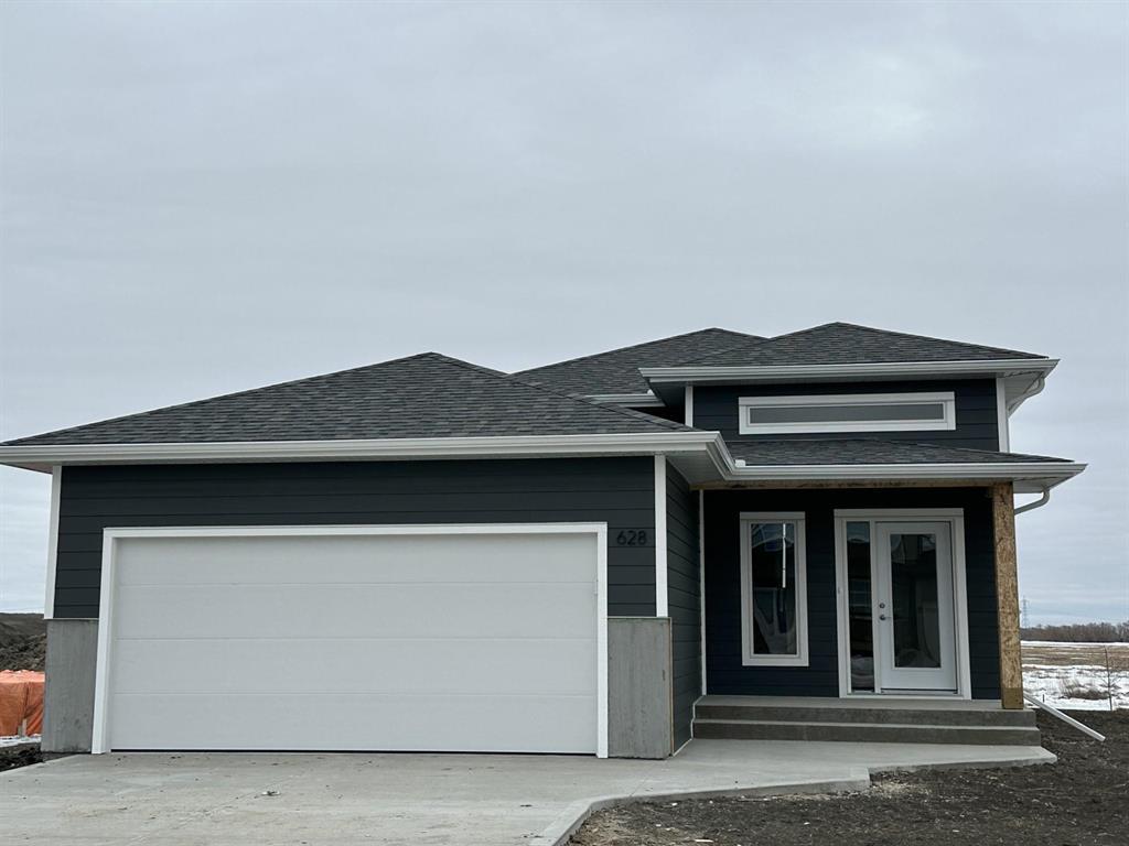14 Gullane Street Niverville, Manitoba R07//Niverville/Stunning New Floorplan by quality builder who has been building for over 30 years! Prepare to be amazed by this thoughtfully designed, open-concept home that combines modern elegance with functional living. The heart of the home is the spacious kitchen, complete with an oversized island perfect for gathering and entertaining featuring a massive walk-in pantry to keep everything organized. The open concept dining and living room are large, bright and create a welcoming atmosphere. The primary suite is a retreat of its own, boasting a walk-in closet and a sleek 3 piece ensuite. The generously sized second bedroom offers flexibility, with a large closet providing ample storage. The exterior is equally impressive, showcasing a striking Hardie Board fa ade with stained timber accents, a double attached garage, and a concrete driveway. The best part? You can make it your own! Contact today to customize the finishes! This is more than a house it s the perfect place to call home. You can feel good about living in this home with an ICF foundation, triple pane windows and both builder and National Home Warranty! Photos of similar property finishes may vary. Call to see blueprint of new floorplan! (id:48254)