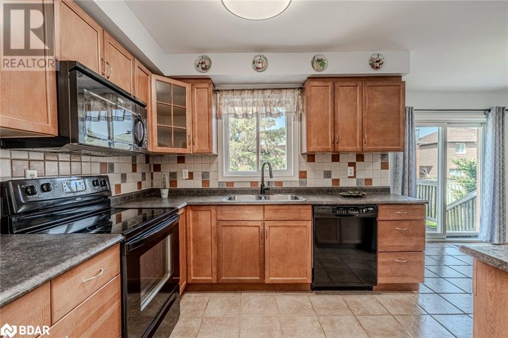 6 Mcdougall Drive, Barrie, Ontario  L4N 7J1 - Photo 4 - 40729573