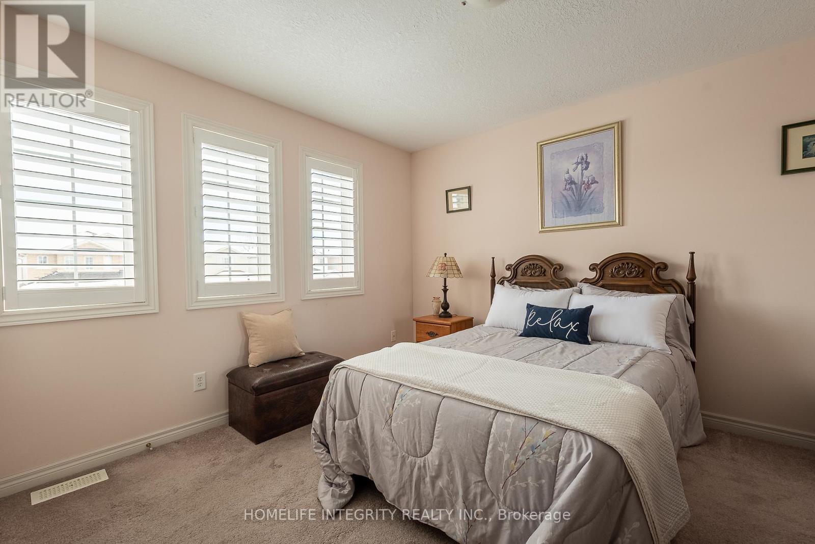 32 Mcmulkin Street, New Tecumseth, Ontario  L9R 0A9 - Photo 15 - N12153539