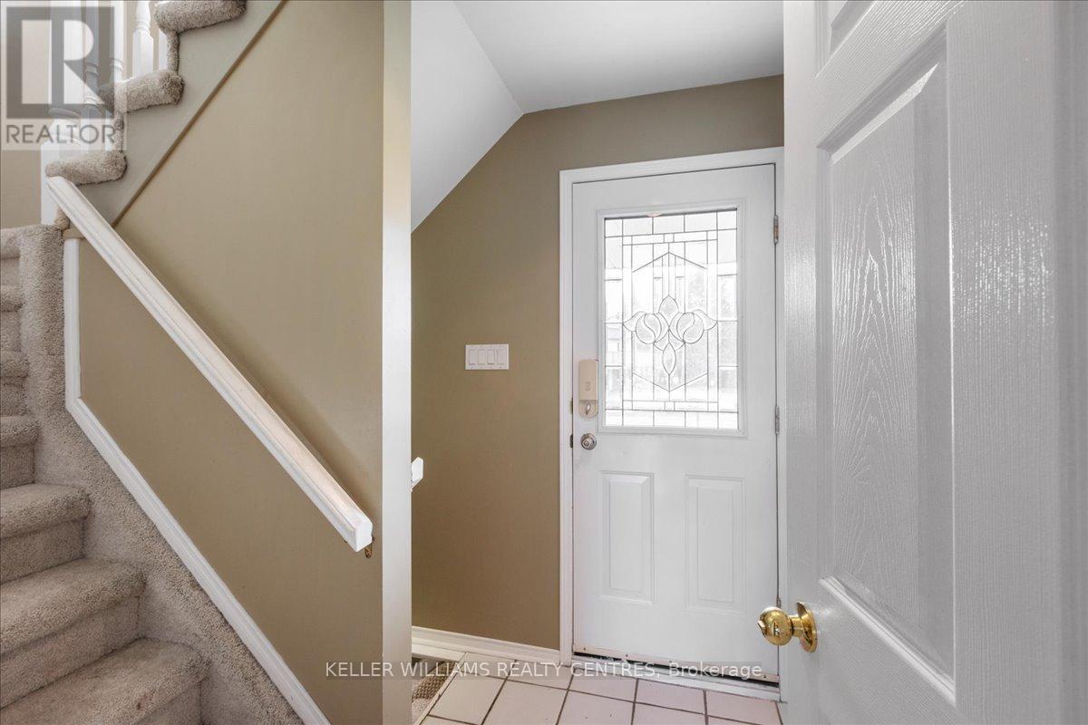612 Lake Drive S, Georgina, Ontario  L4P 1T5 - Photo 8 - N12153439