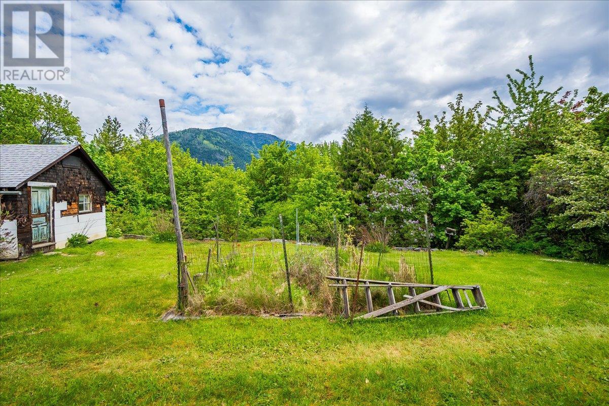 602 Wasson Street, Nelson, British Columbia  V1L 3G7 - Photo 36 - 10344971