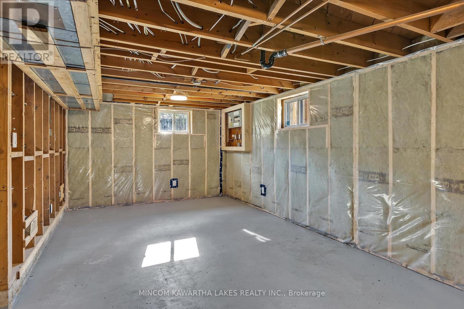 511 Robert Road, Peterborough South, Ontario  K9J 5S9 - Photo 34 - X12153682