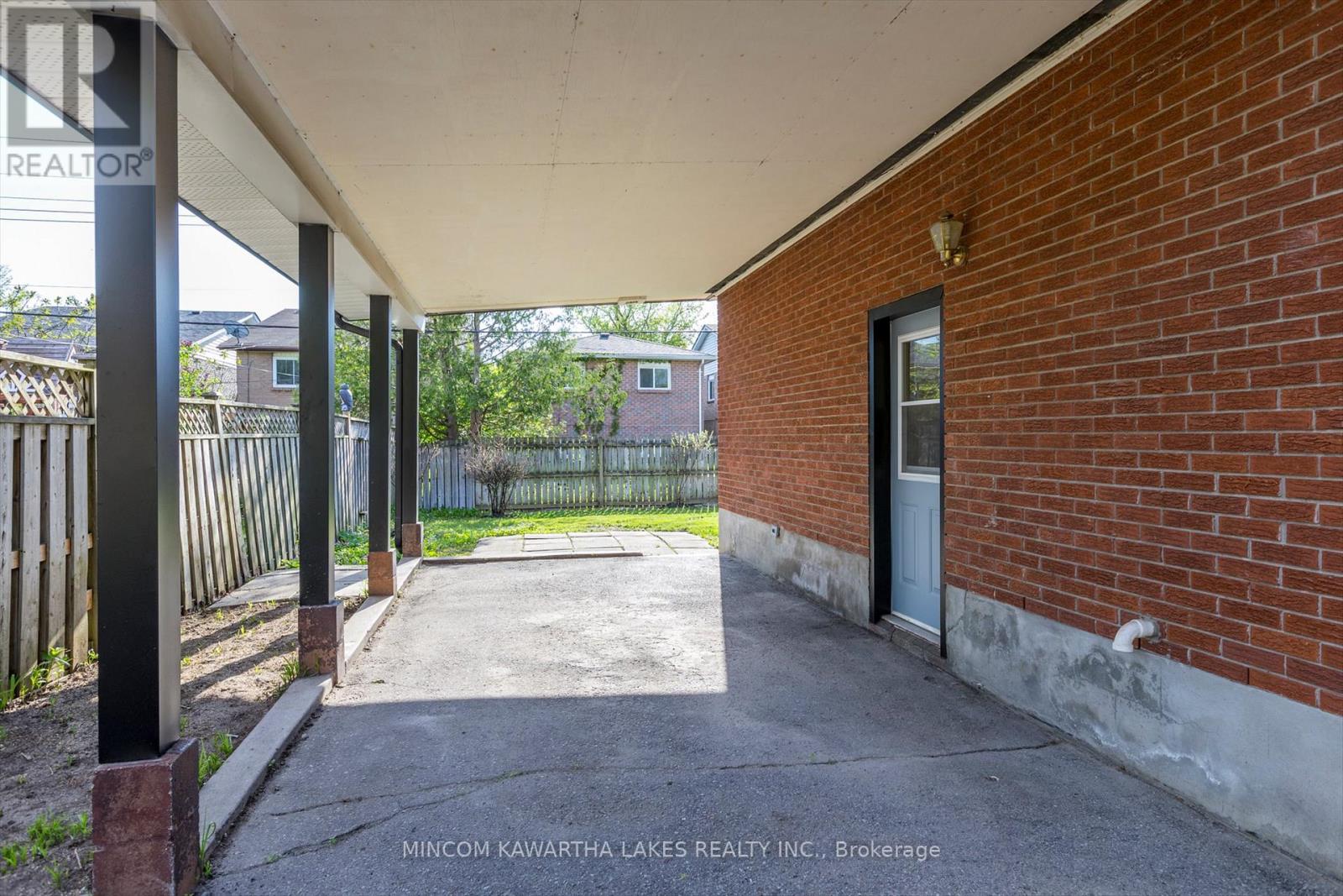511 Robert Road, Peterborough South, Ontario  K9J 5S9 - Photo 40 - X12153682