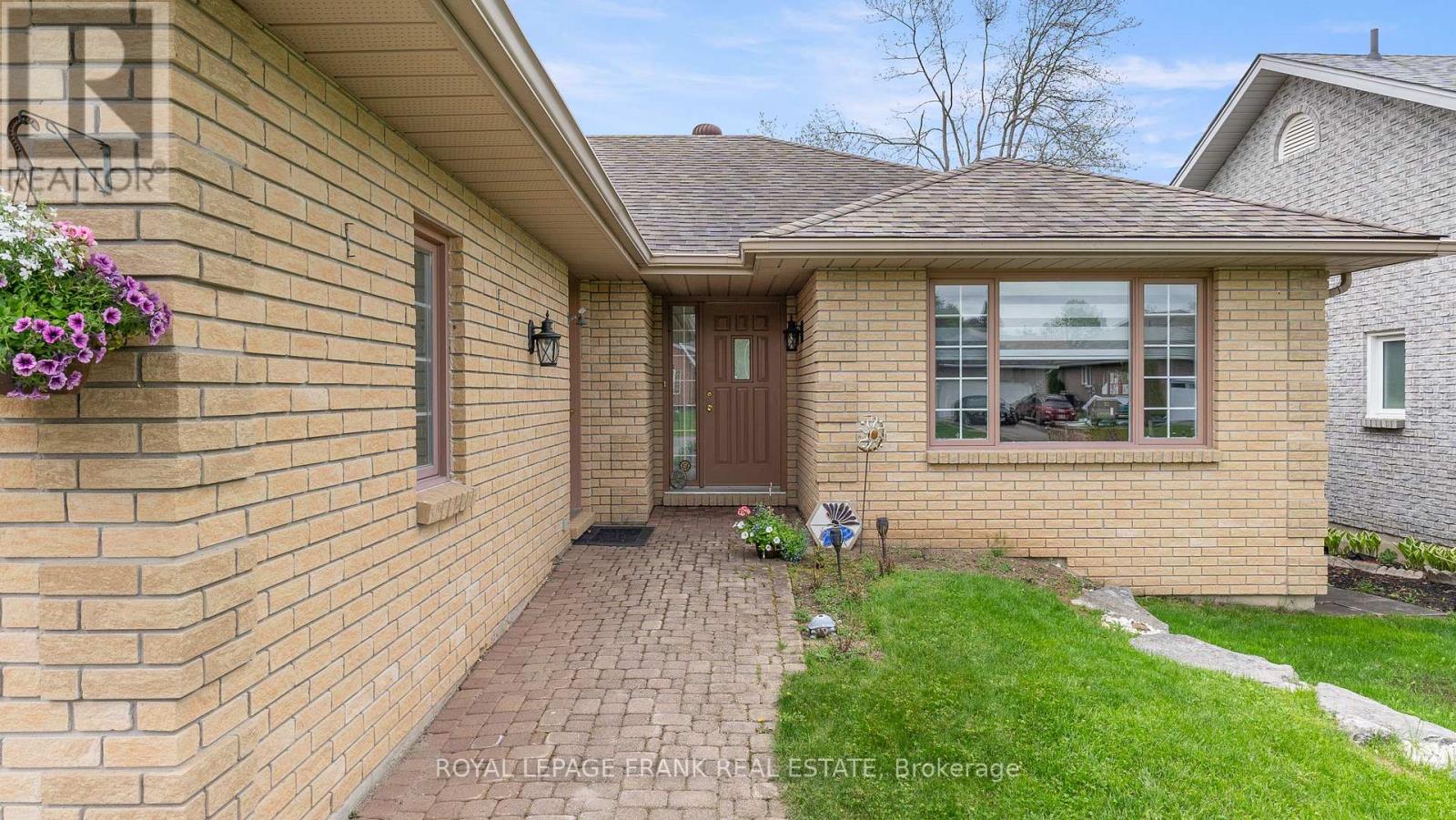 5 Hillview Drive, Kawartha Lakes, Ontario  K0M 1A0 - Photo 44 - X12153687
