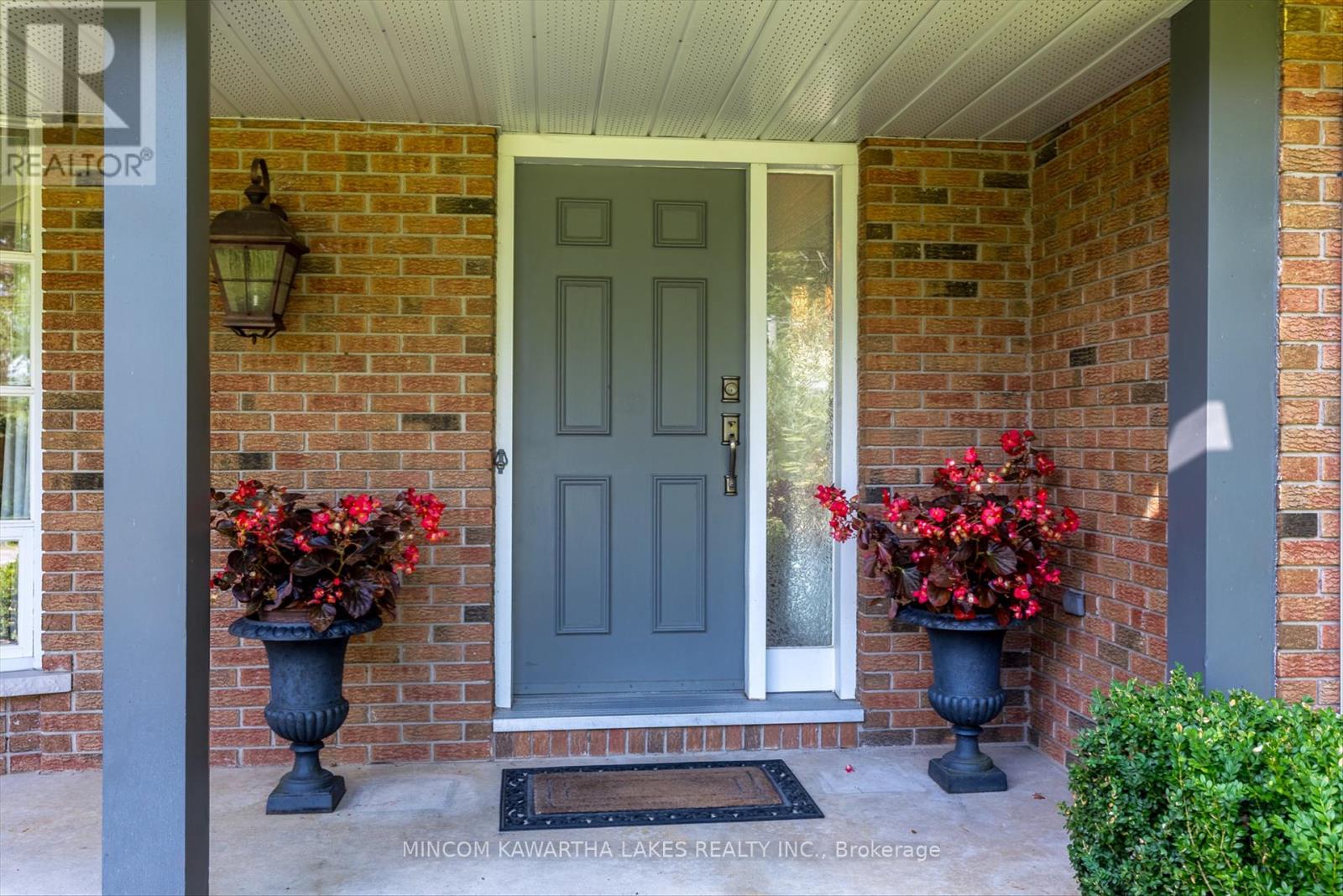 Property at 2045 SHERBROOKE STREET W image 4