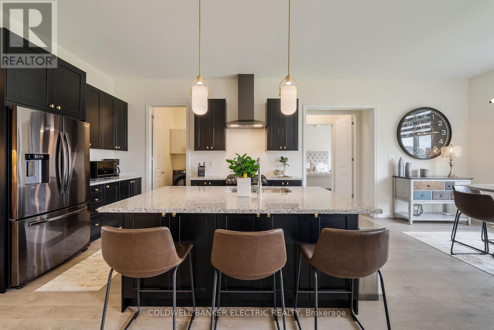 11 Golden Meadows Drive, Otonabee-South Monaghan, Ontario  K9J 0K7 - Photo 13 - X12153750