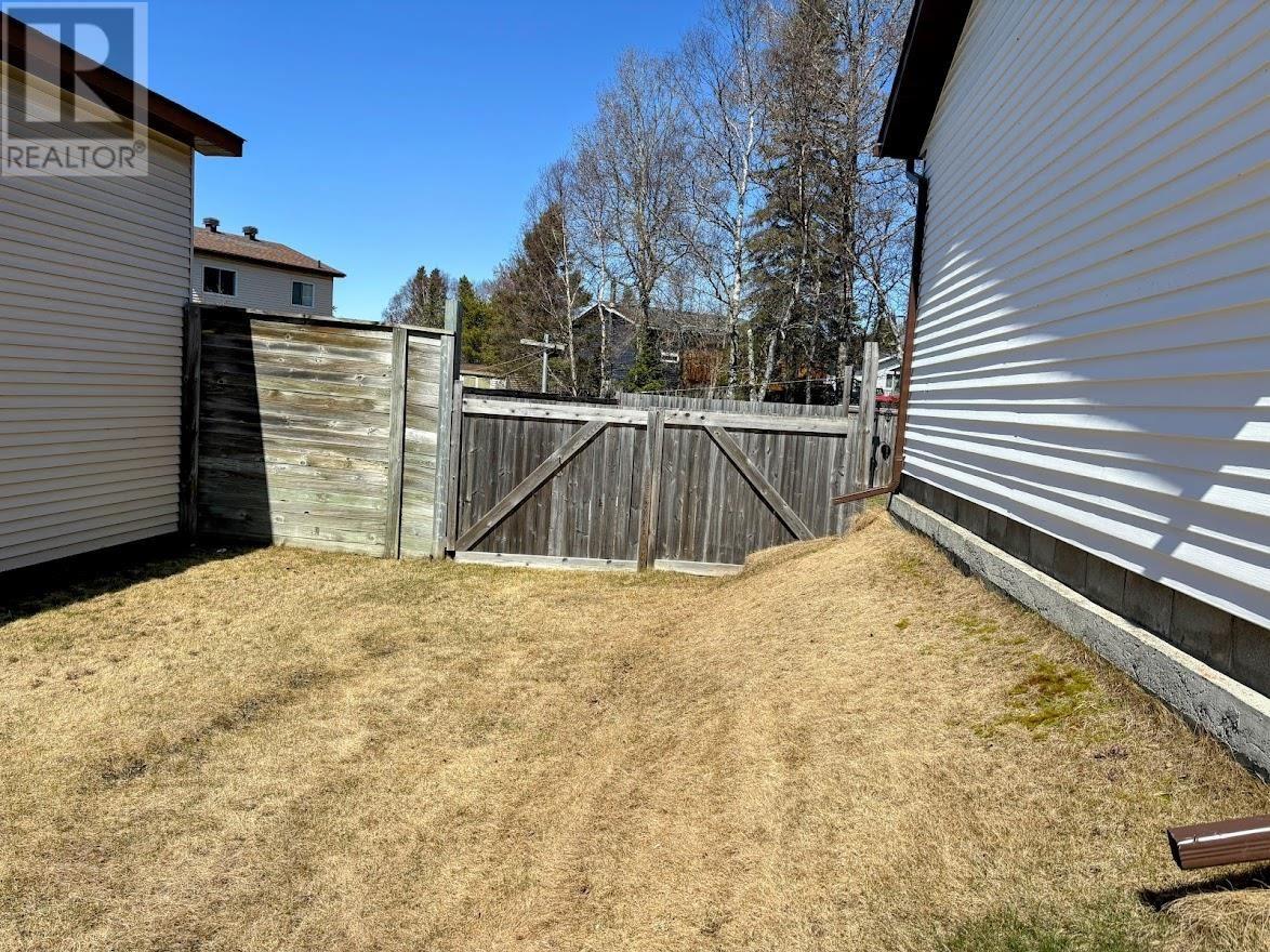125 Hemlo Dr, Marathon, Ontario  P0T 2E0 - Photo 48 - TB250548