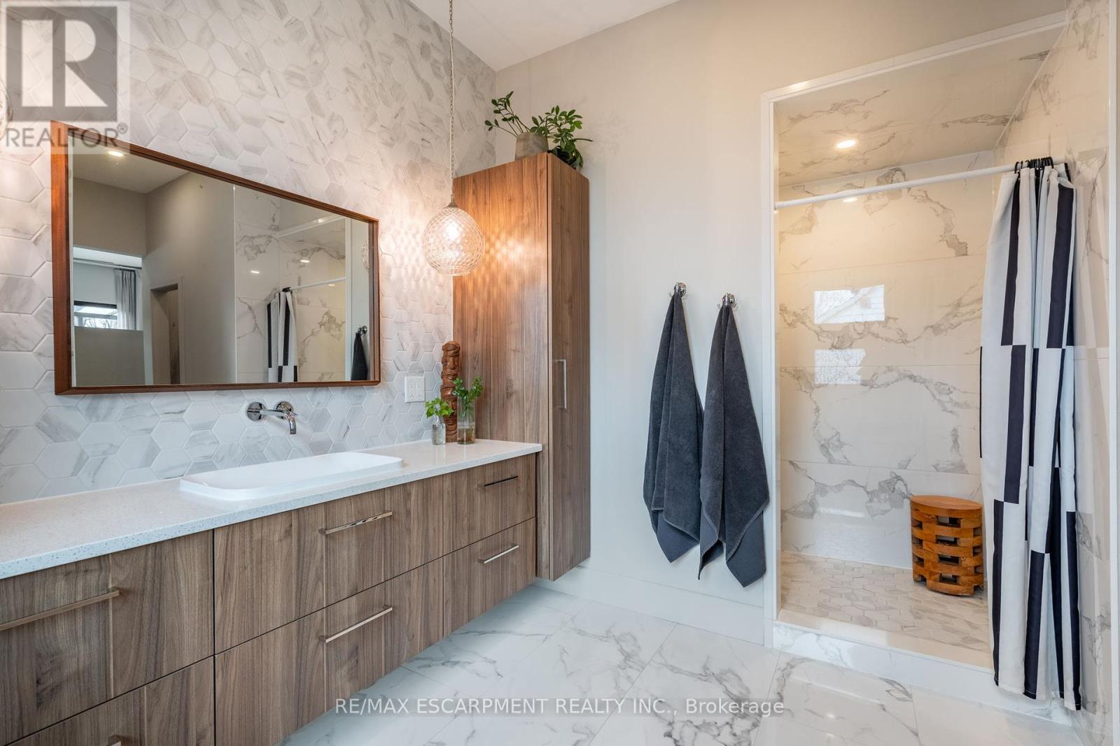 46 Zellens Road, Hamilton, Ontario  L9H 7A9 - Photo 28 - X12052108