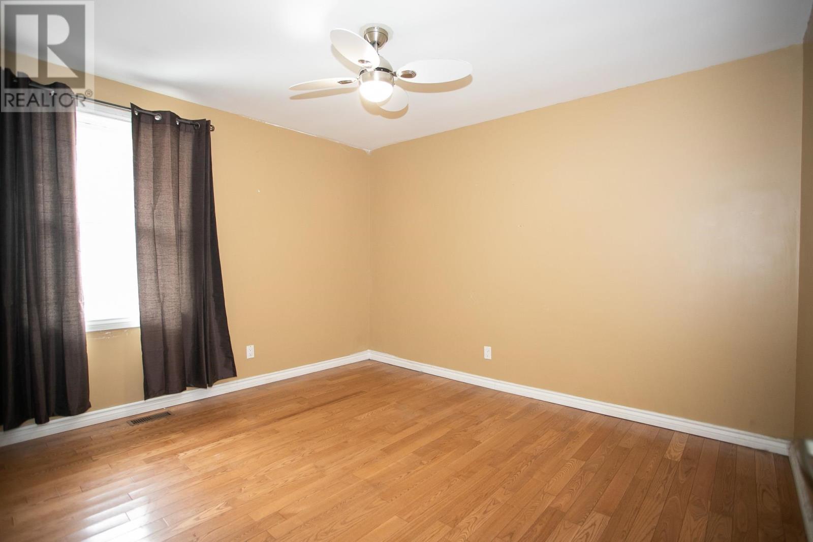 4 Sheppard St, Sault Ste. Marie, Ontario  P6A 3K7 - Photo 16 - SM250995