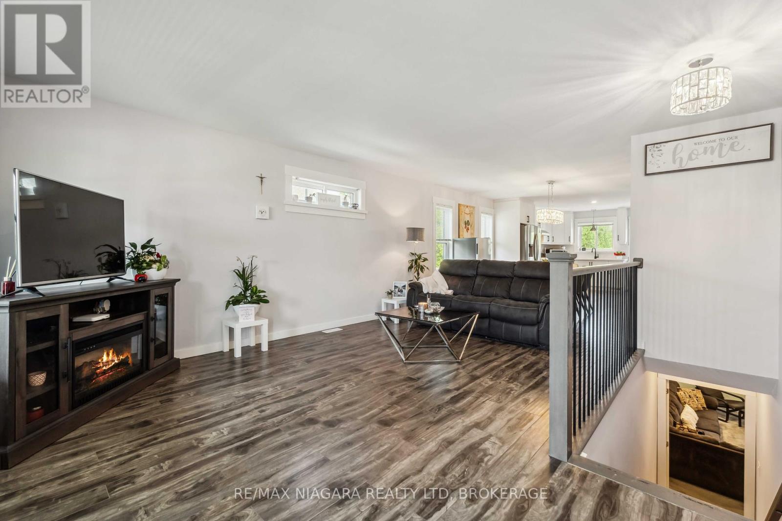 246 Martin Street, Welland, Ontario  L3C 7L5 - Photo 8 - X12153673