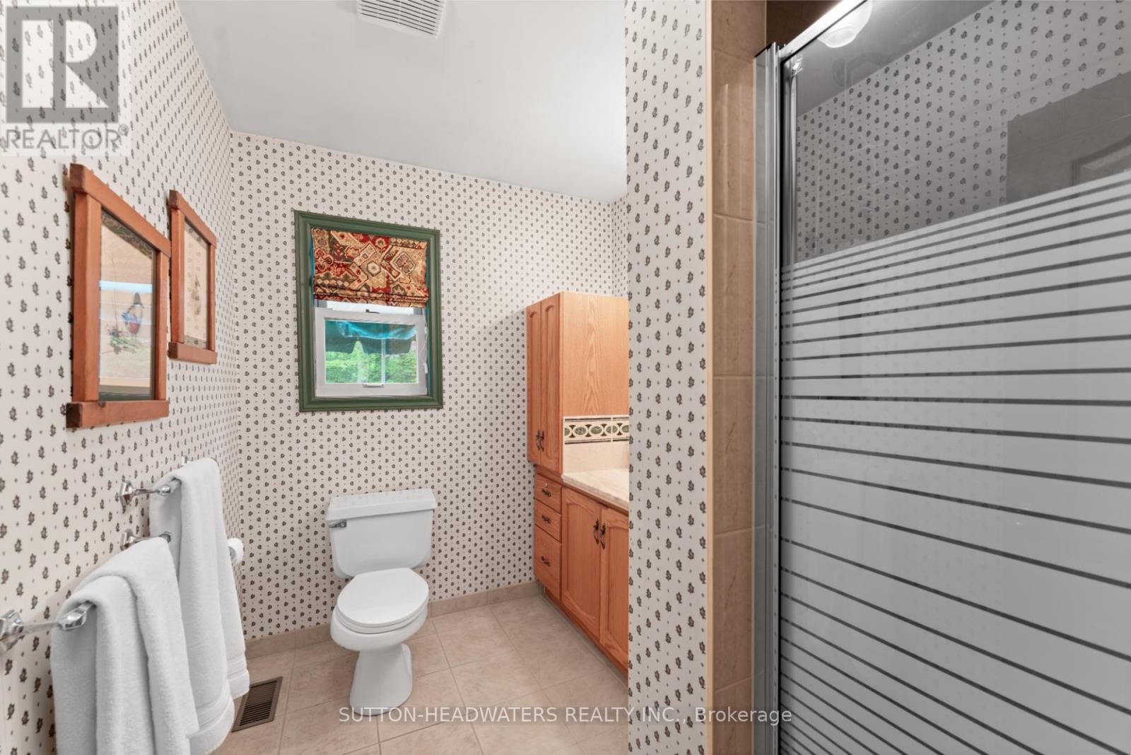 265 Dominion Street E, Caledon, Ontario  L7K 2H8 - Photo 29 - W12153478