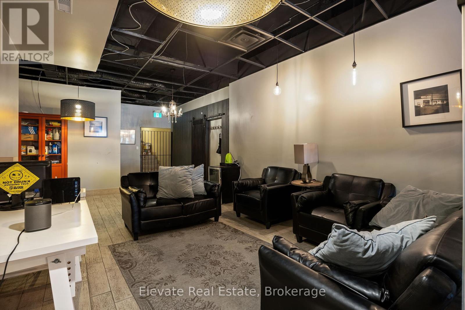 904 Bloor Street W, Toronto, Ontario  M6H 1L1 - Photo 10 - W12153559