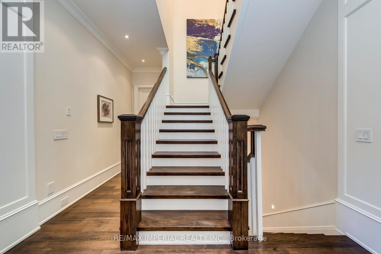 1052 Melvin Avenue, Oakville, Ontario  L6J 2V9 - Photo 25 - W12153574