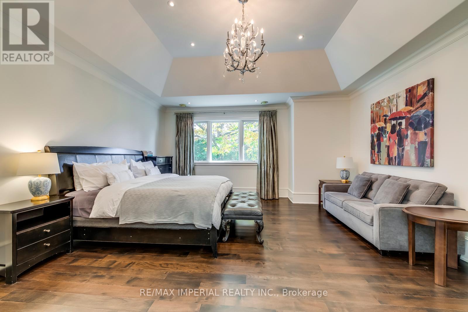1052 Melvin Avenue, Oakville, Ontario  L6J 2V9 - Photo 27 - W12153574