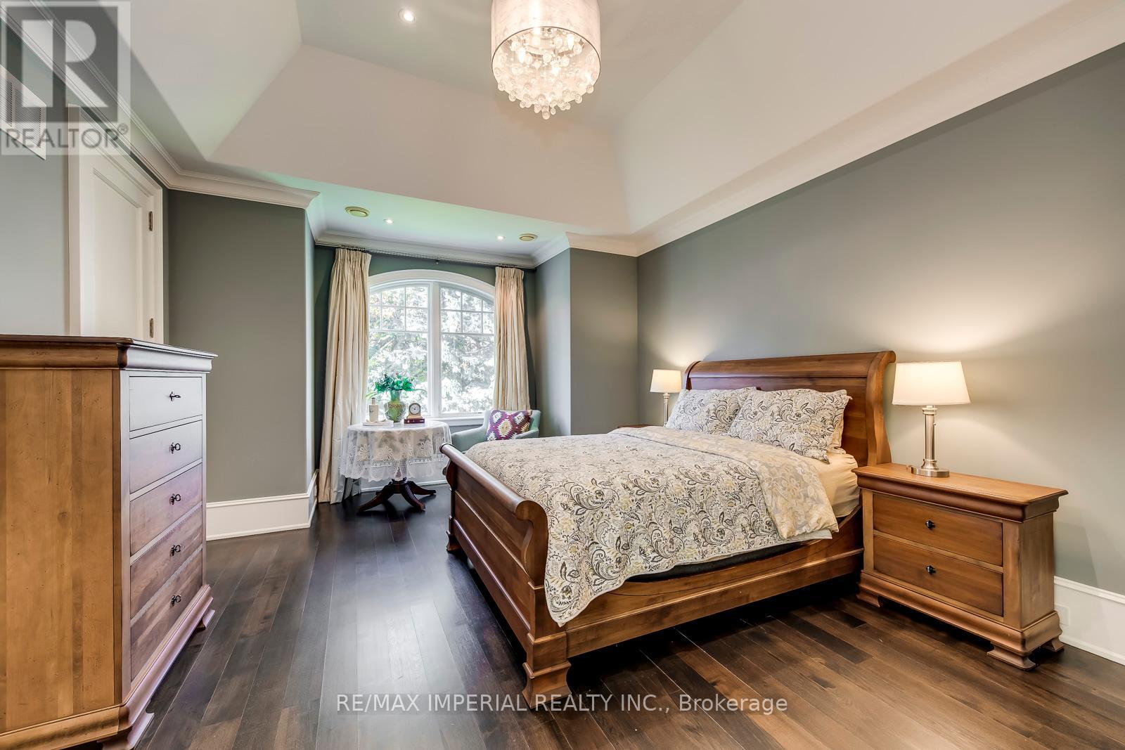 1052 Melvin Avenue, Oakville, Ontario  L6J 2V9 - Photo 37 - W12153574