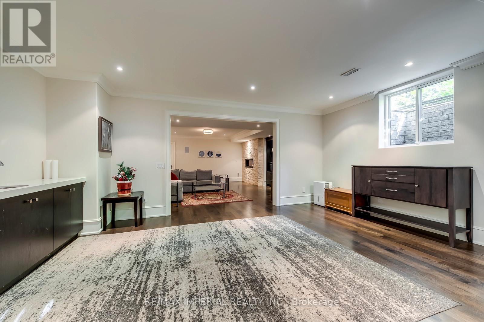 1052 Melvin Avenue, Oakville, Ontario  L6J 2V9 - Photo 40 - W12153574