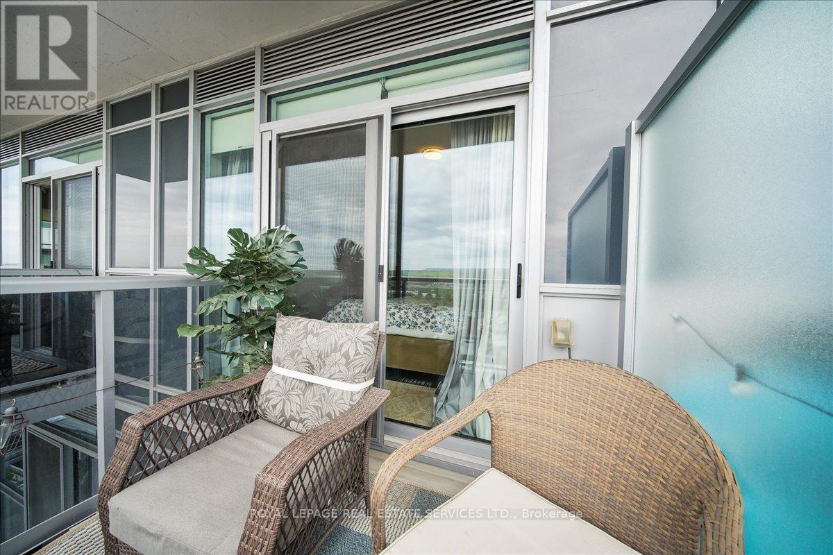 1601 - 2081 Fairview Street, Burlington, Ontario  L7R 0E4 - Photo 26 - W12153575