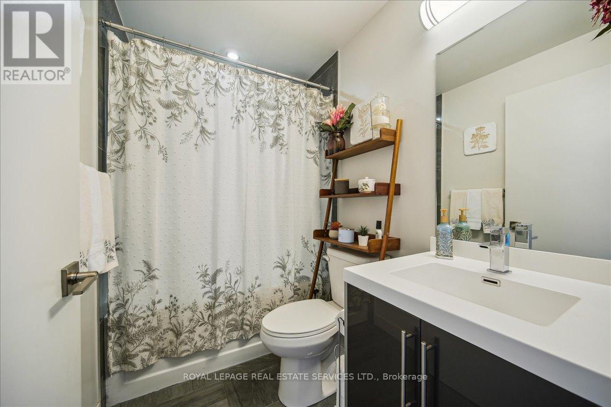 1601 - 2081 Fairview Street, Burlington, Ontario  L7R 0E4 - Photo 29 - W12153575