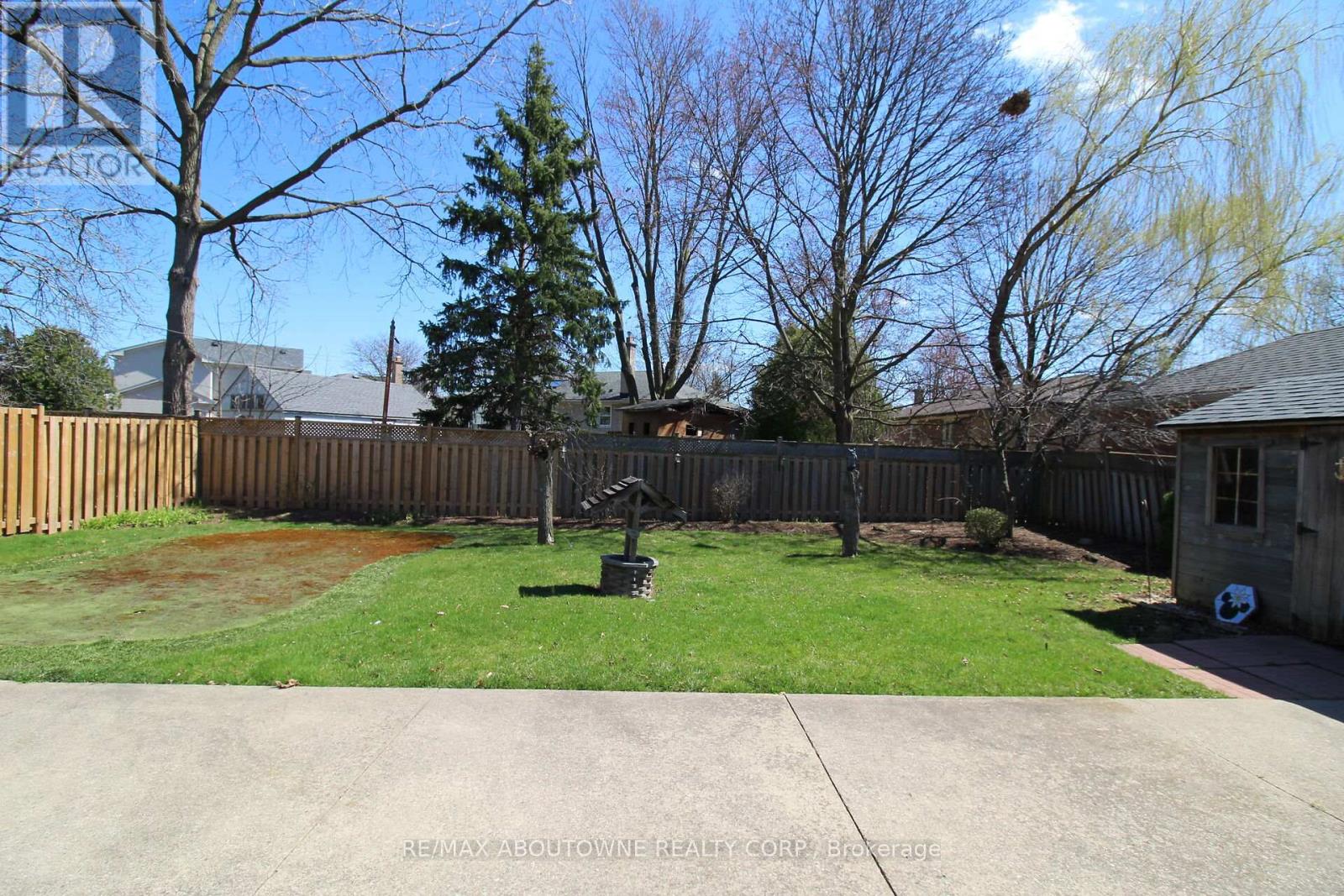 2054 Bridge Road, Oakville, Ontario  L6L 2E7 - Photo 30 - W12153579