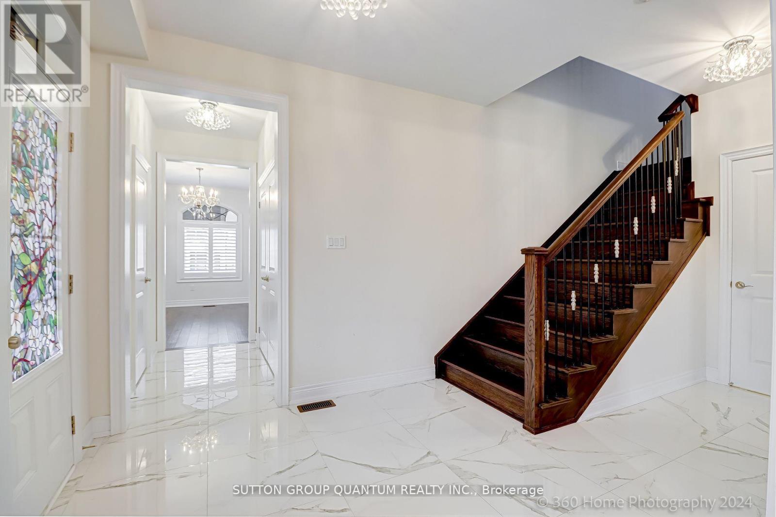71 Dairymaid Road, Brampton, Ontario  L6X 5R9 - Photo 8 - W12153584