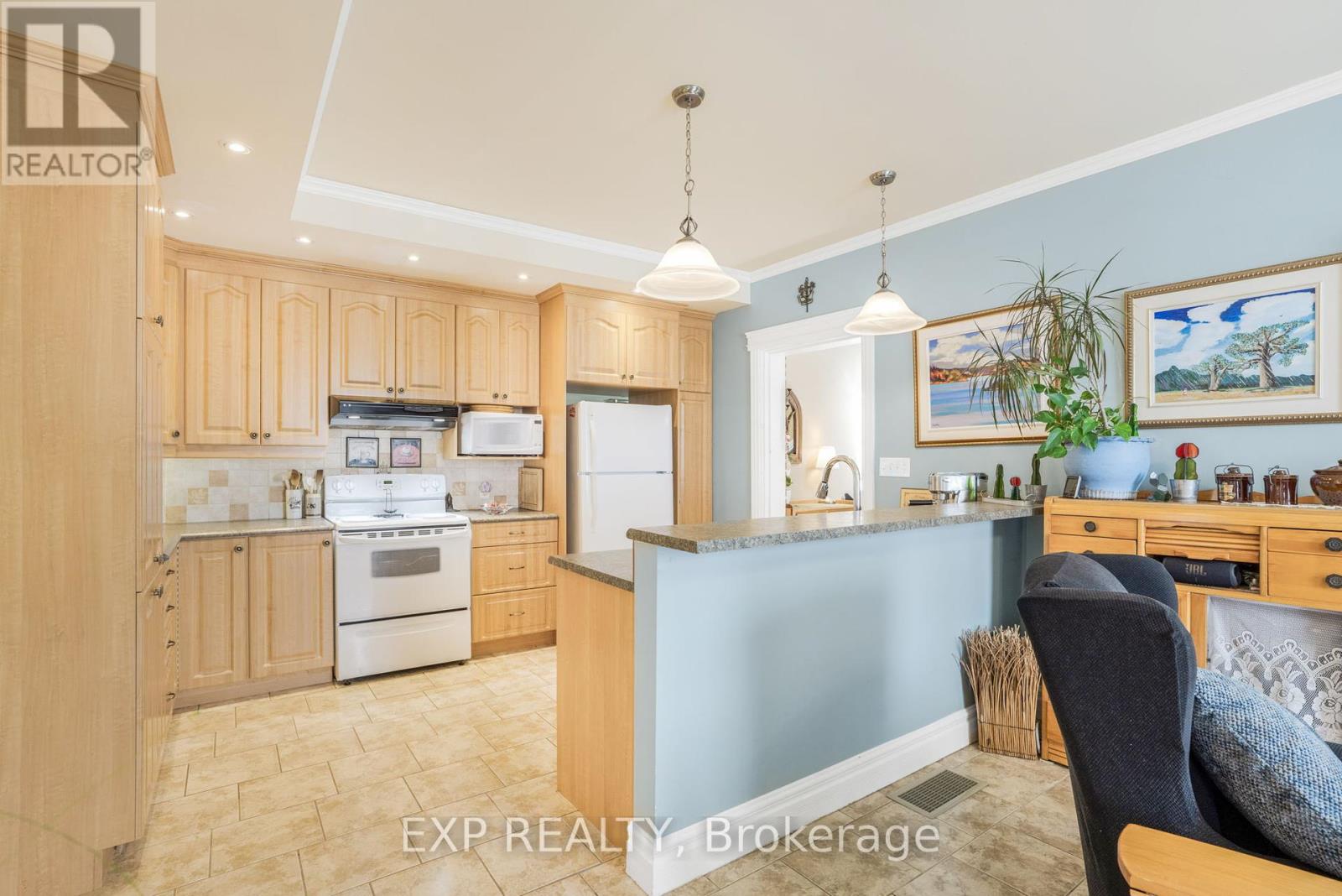 93 High Street E, Champlain, Ontario  K6A 1B4 - Photo 8 - X12153661