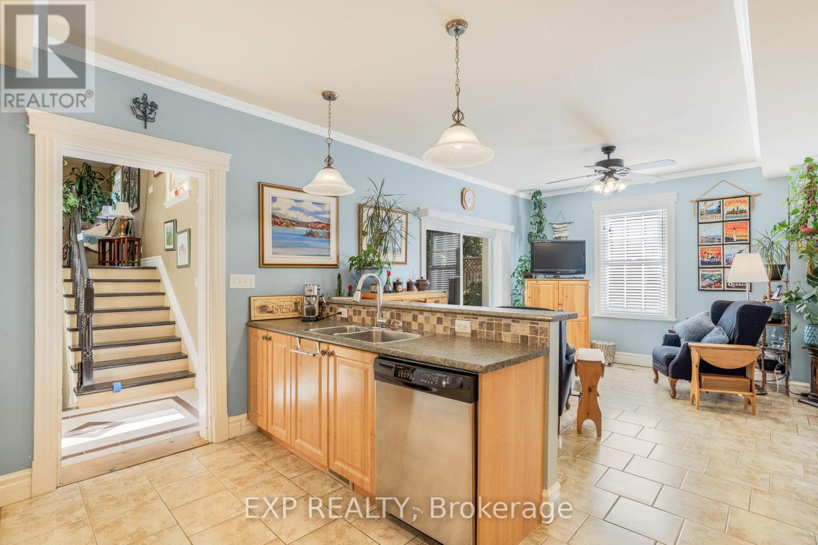 93 High Street E, Champlain, Ontario  K6A 1B4 - Photo 9 - X12153661