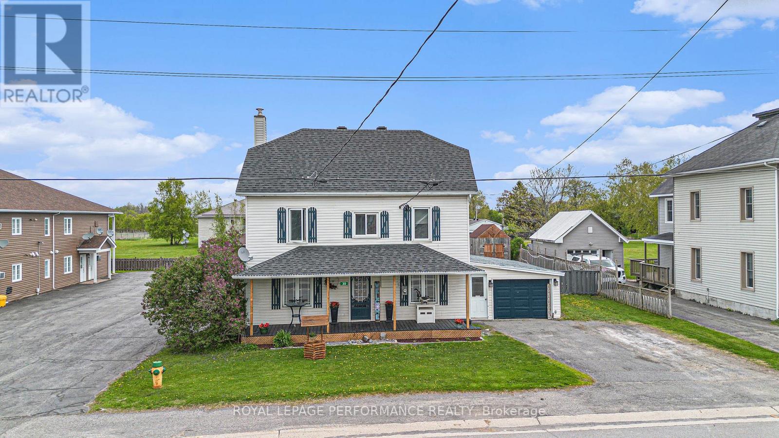 30 Queen Street, North Stormont, Ontario  K0A 1R0 - Photo 2 - X12153697
