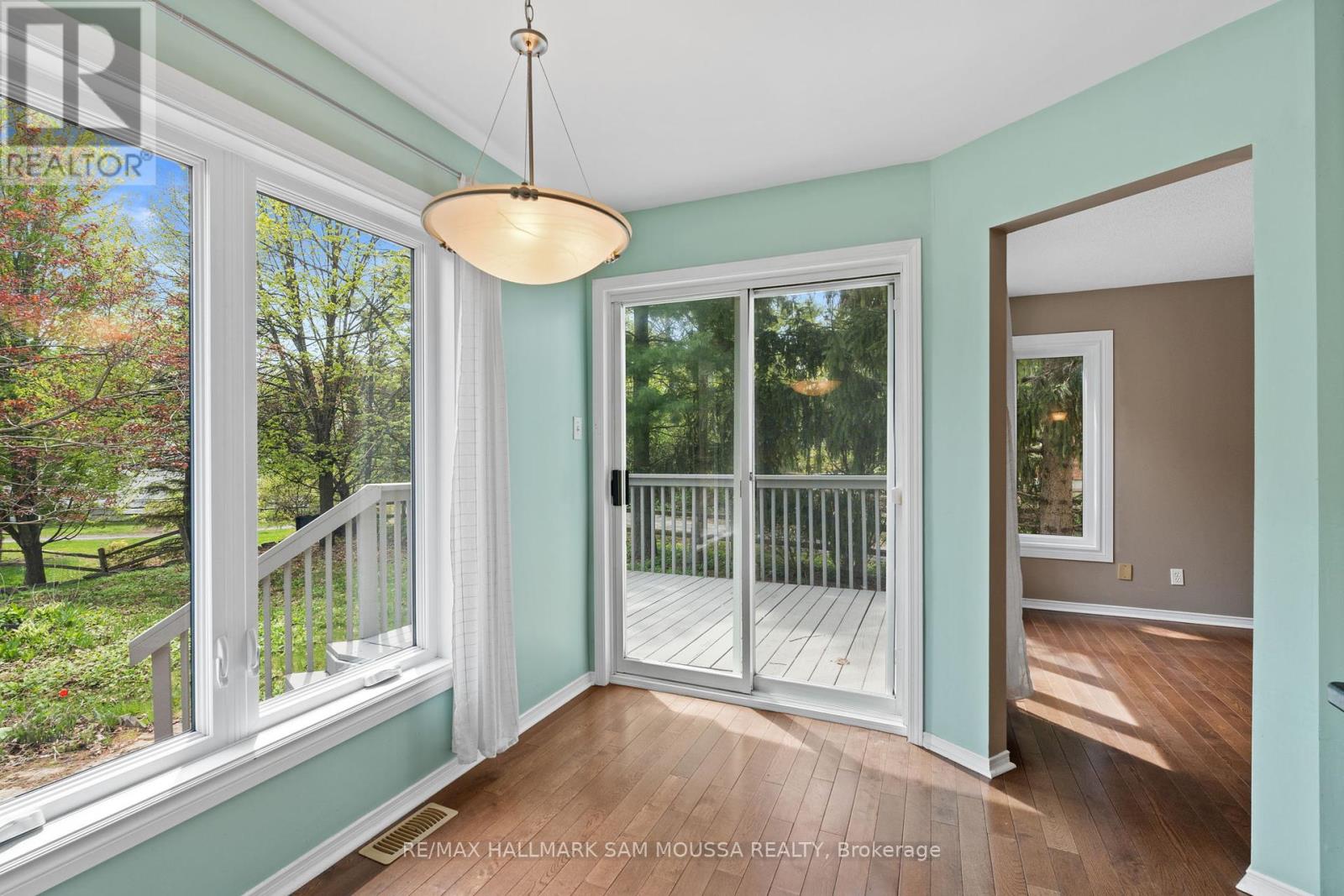 11 Highmont Court, Ottawa, Ontario  K2T 1B3 - Photo 15 - X12153821