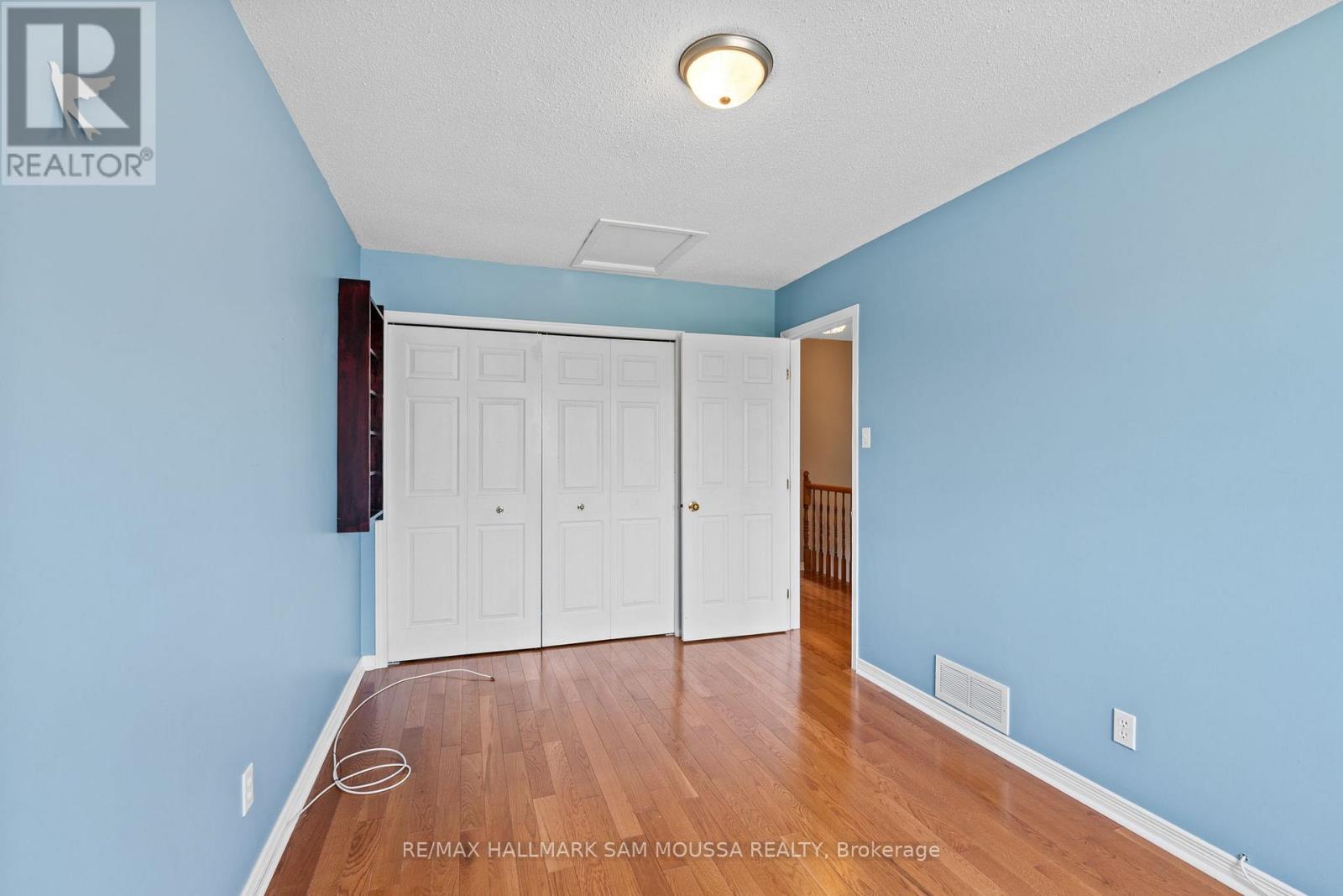 11 Highmont Court, Ottawa, Ontario  K2T 1B3 - Photo 29 - X12153821