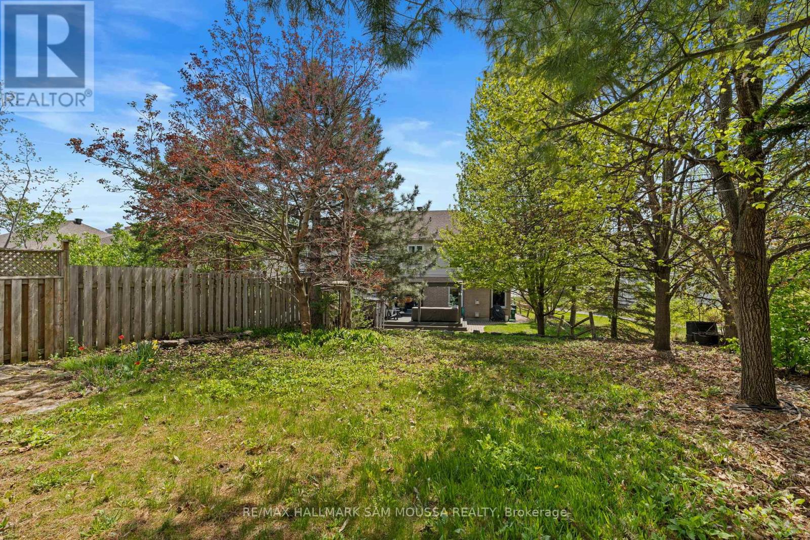 11 Highmont Court, Ottawa, Ontario  K2T 1B3 - Photo 34 - X12153821