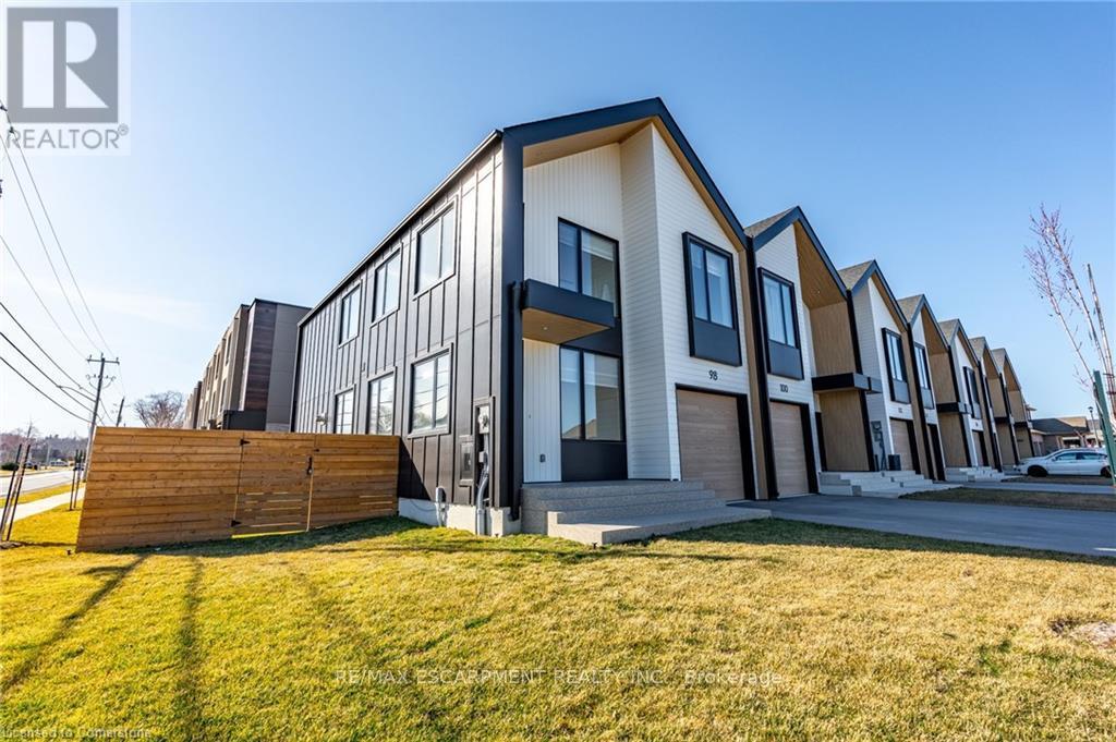 Property at 98 LAMETTI DRIVE image 2