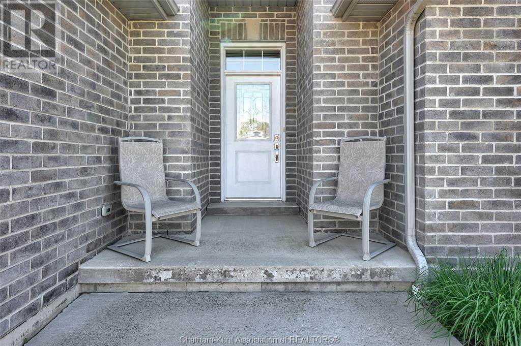 Property at 30 Lanz BOULEVARD image 4
