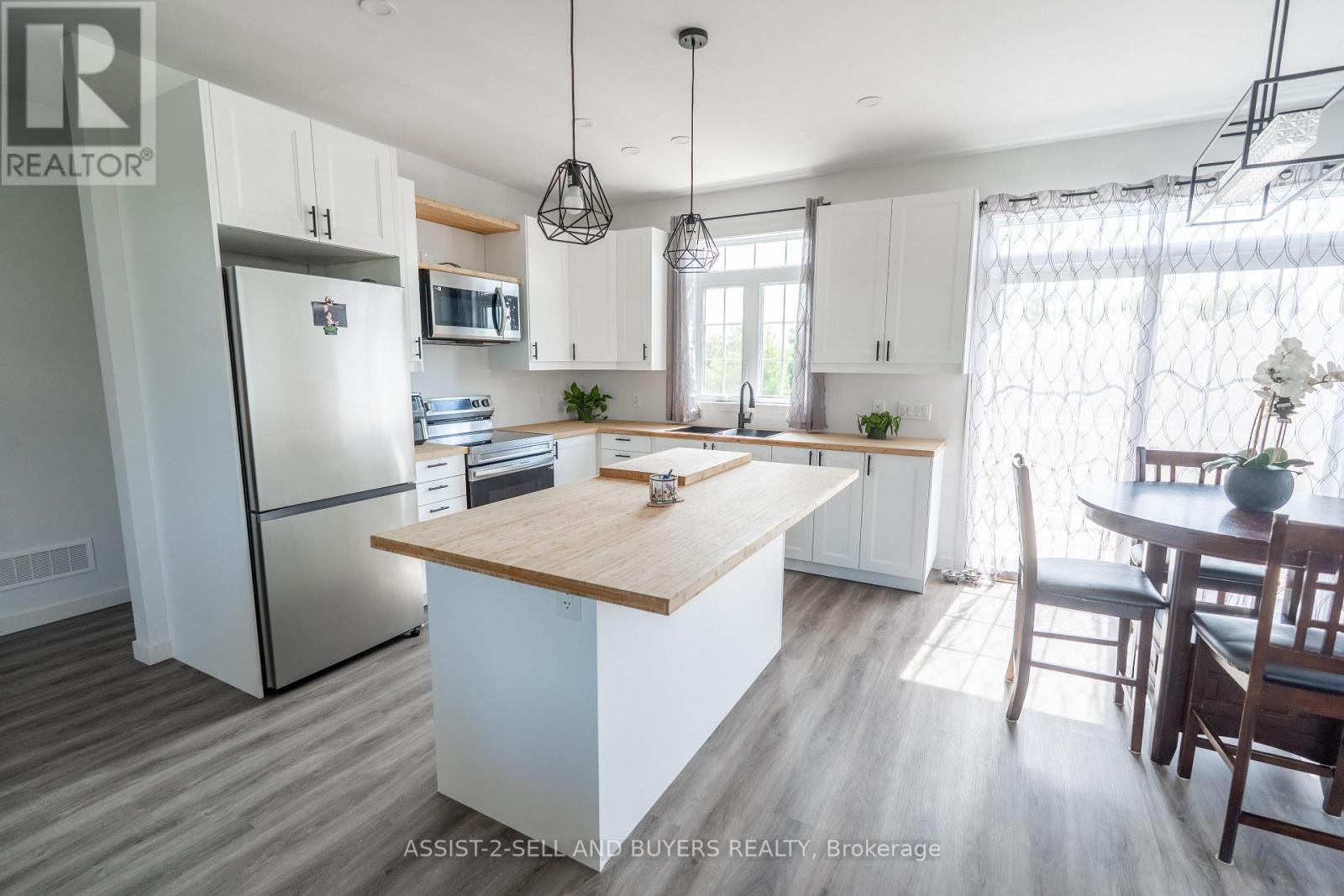 4630 Lawson Road, South Stormont, Ontario  K0C 1R0 - Photo 14 - X12153723