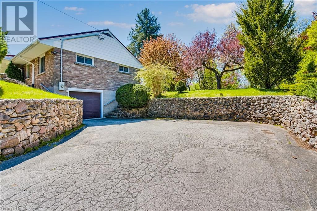 Property at 126 MCCALL Crescent image 5