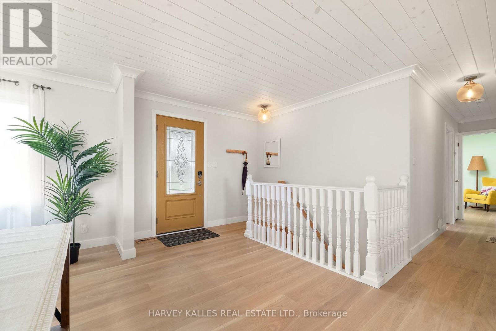 1583 Lakeside Drive, Prince Edward County, Ontario  K0K 1T0 - Photo 6 - X12149405