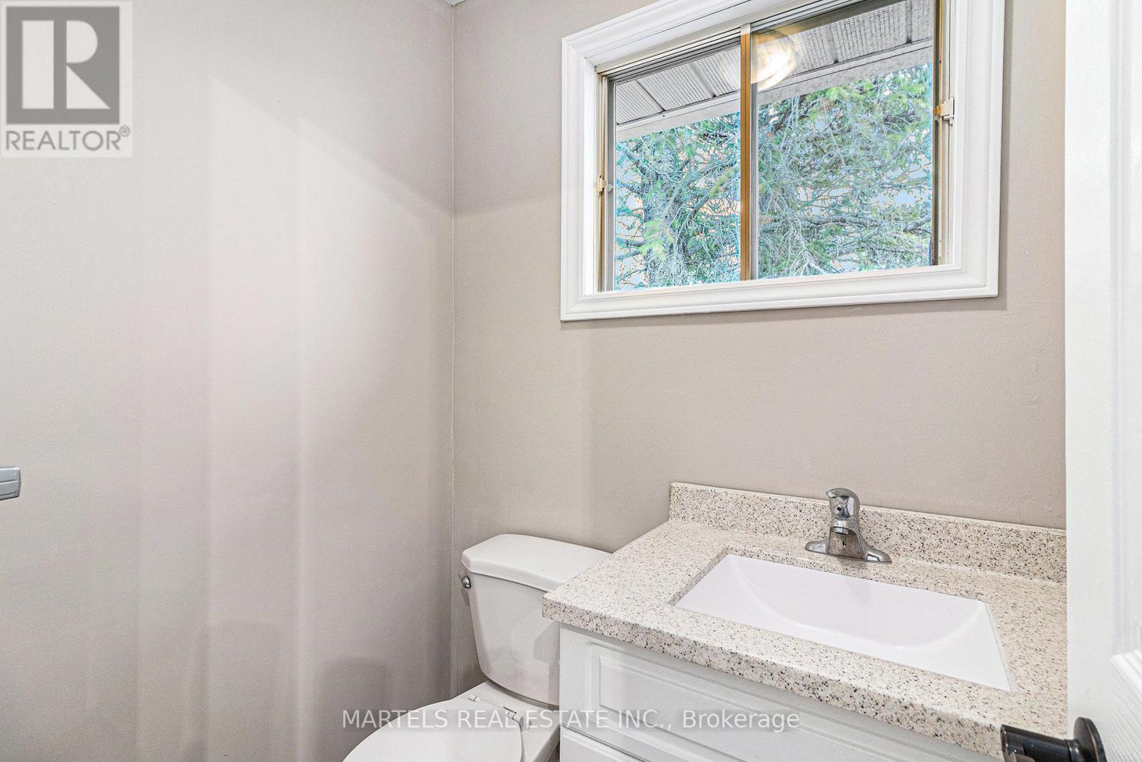 3268 Principale Street, Alfred And Plantagenet, Ontario  K0A 3K0 - Photo 8 - X12143898