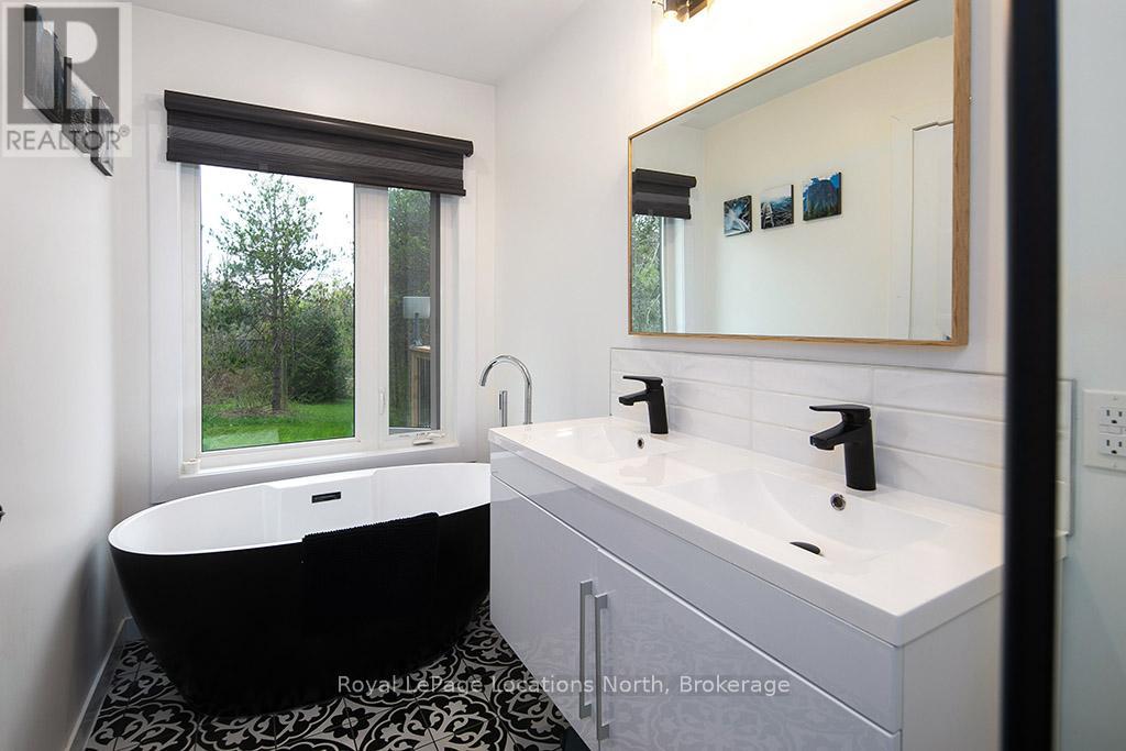 8430 21 22 Nottawasaga Side Road, Clearview, Ontario  L0M 1H0 - Photo 24 - S12153788