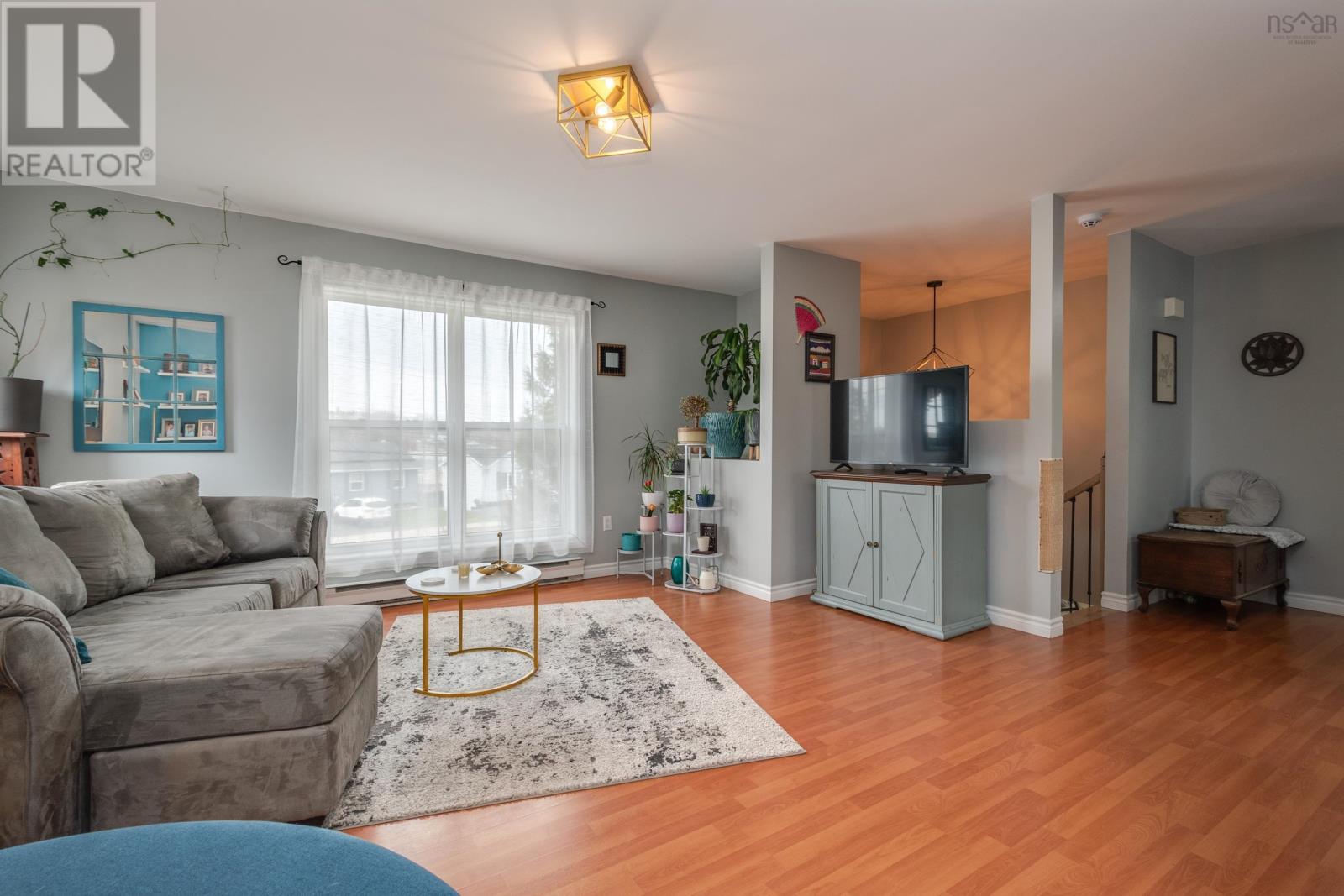 Property at 56 Lucasville Road image 2