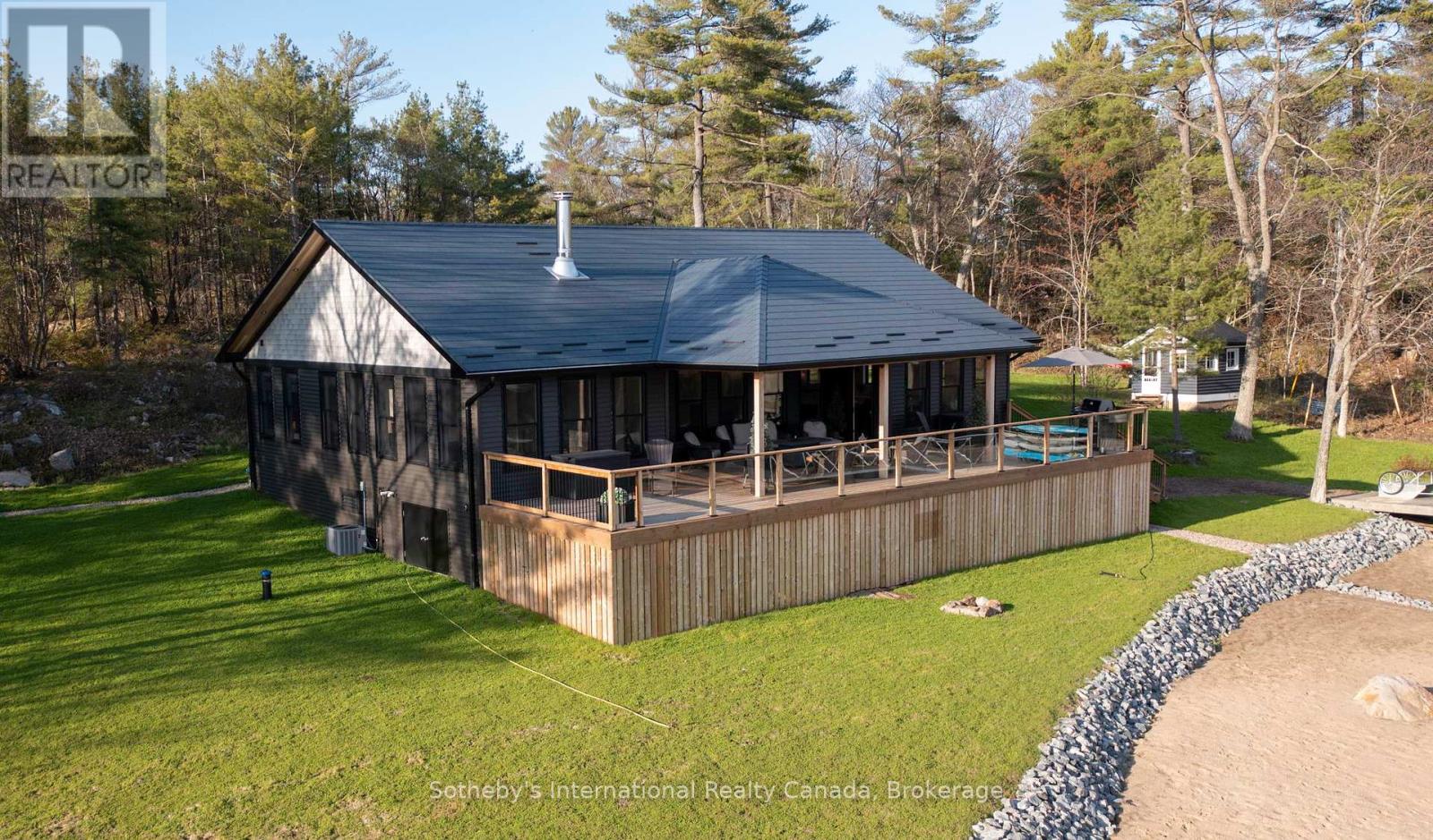 32 A11 Island, The Archipelago, Ontario  P0G 1K0 - Photo 3 - X12153611