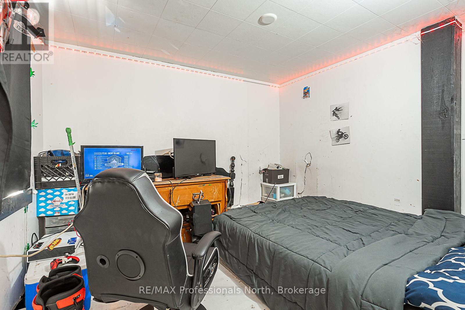 1063 Ravine Road, Minden Hills, Ontario  K0M 2K0 - Photo 30 - X12153650