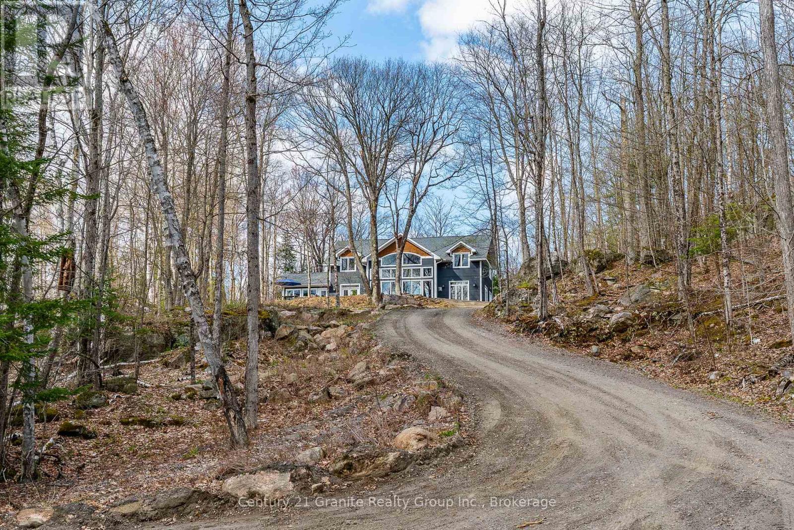 1277 Grace Road, Minden Hills, Ontario  K0M 2K0 - Photo 3 - X12153672