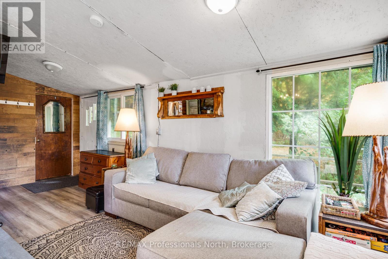 1179 Sharon Lake Drive, Minden Hills, Ontario  K0M 2K0 - Photo 6 - X12153757