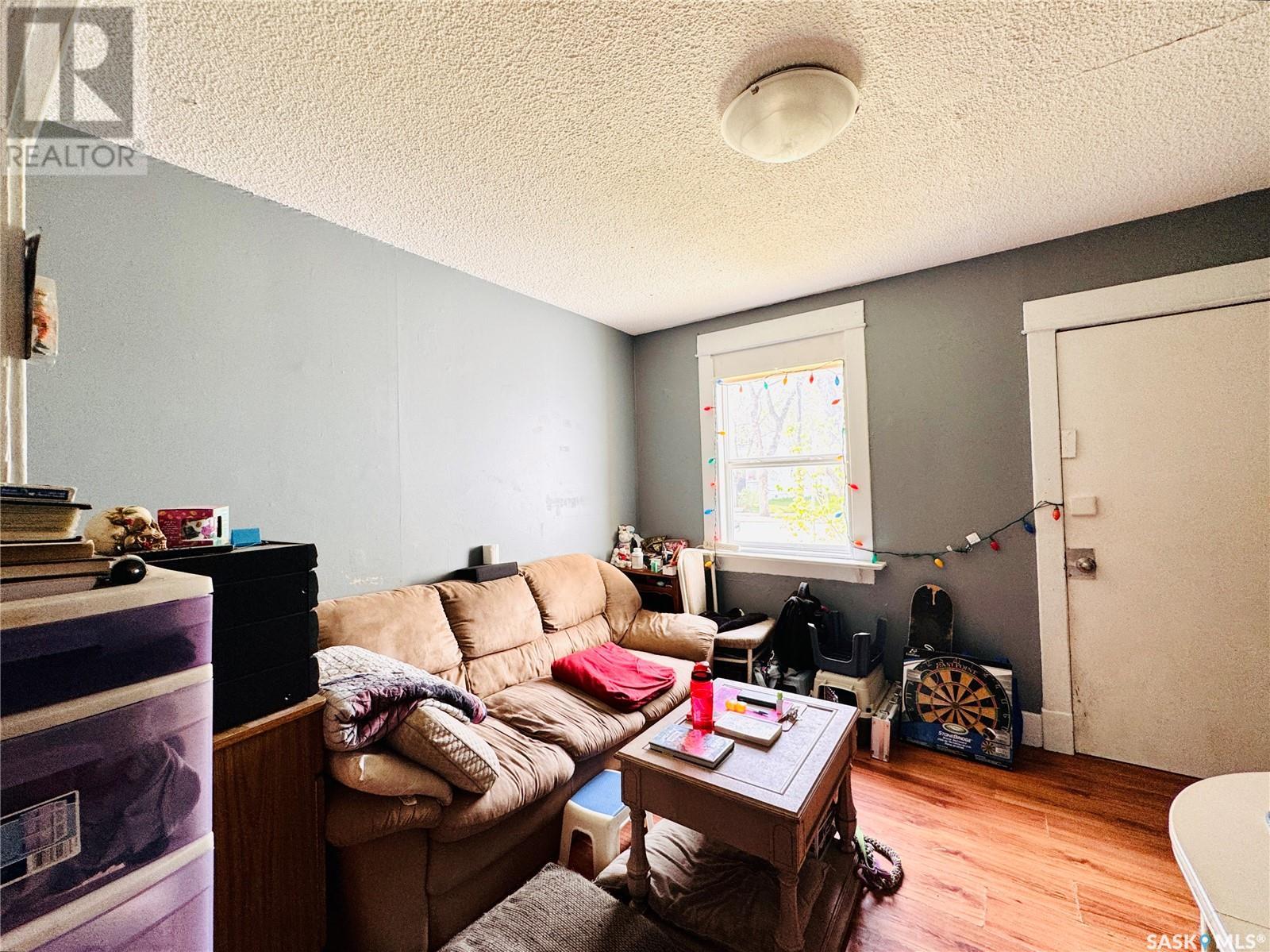 606 H Avenue S, Saskatoon, Saskatchewan  S7M 1X1 - Photo 9 - SK006121