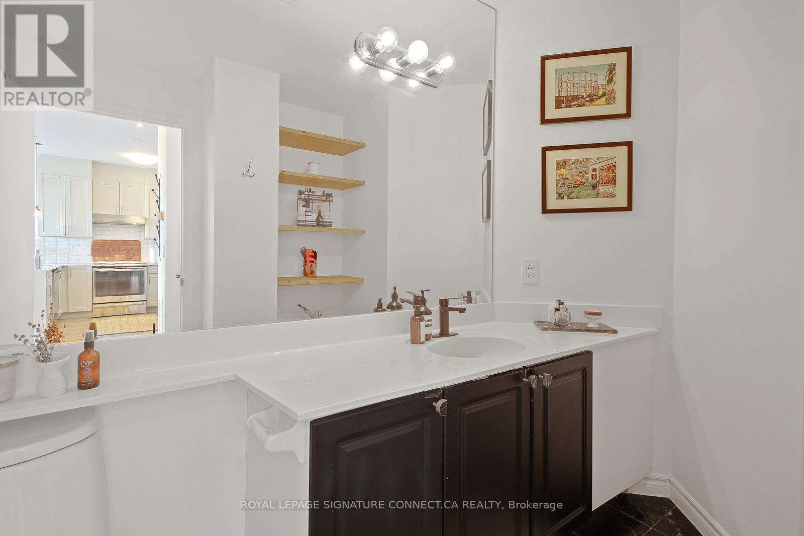 710 - 980 Yonge Street, Toronto, Ontario  M4W 3V8 - Photo 10 - C12153608